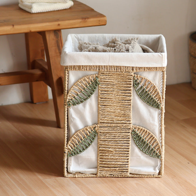 Elegant laundry basket made of natural wicker with fabric lining Kalsten