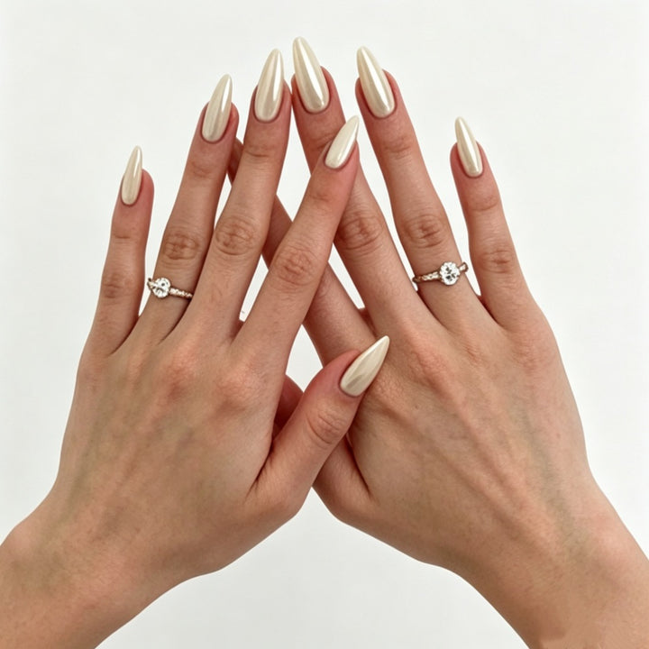 Trendy and Shiny Artificial Nails Kalsten