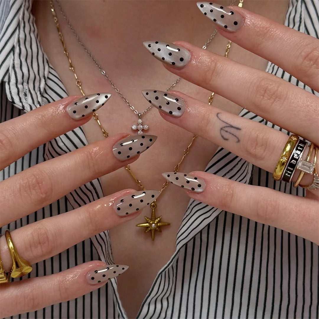 Artful nail tips in modern design Kalsten