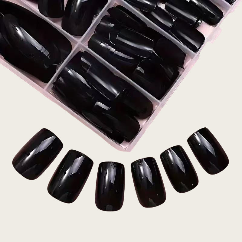 Artificial Nail Set in Shimmering Black Width Kalsten