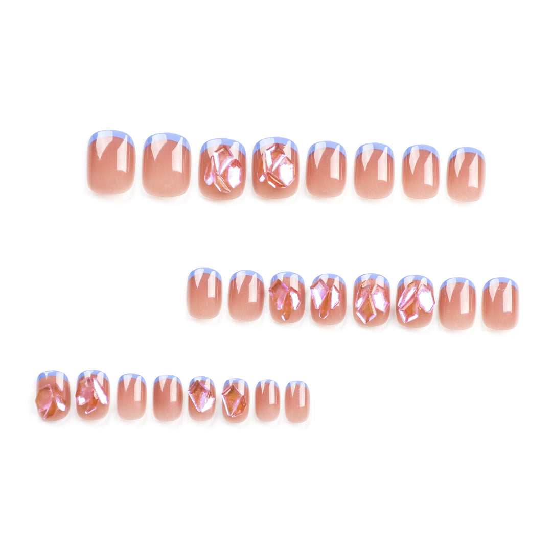 Nail art with glitter and 3D design Kalsten