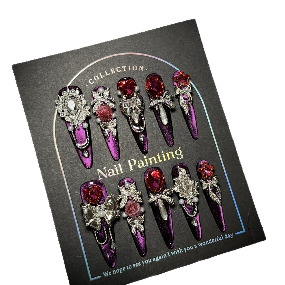 Elegant Rhinestone-Embellished Press-On Nail Set