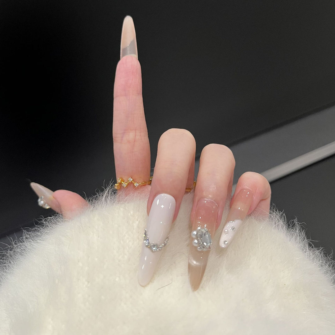 Decorative Press-On Nail Art Set with Luxe Gemstone Accents Kalsten