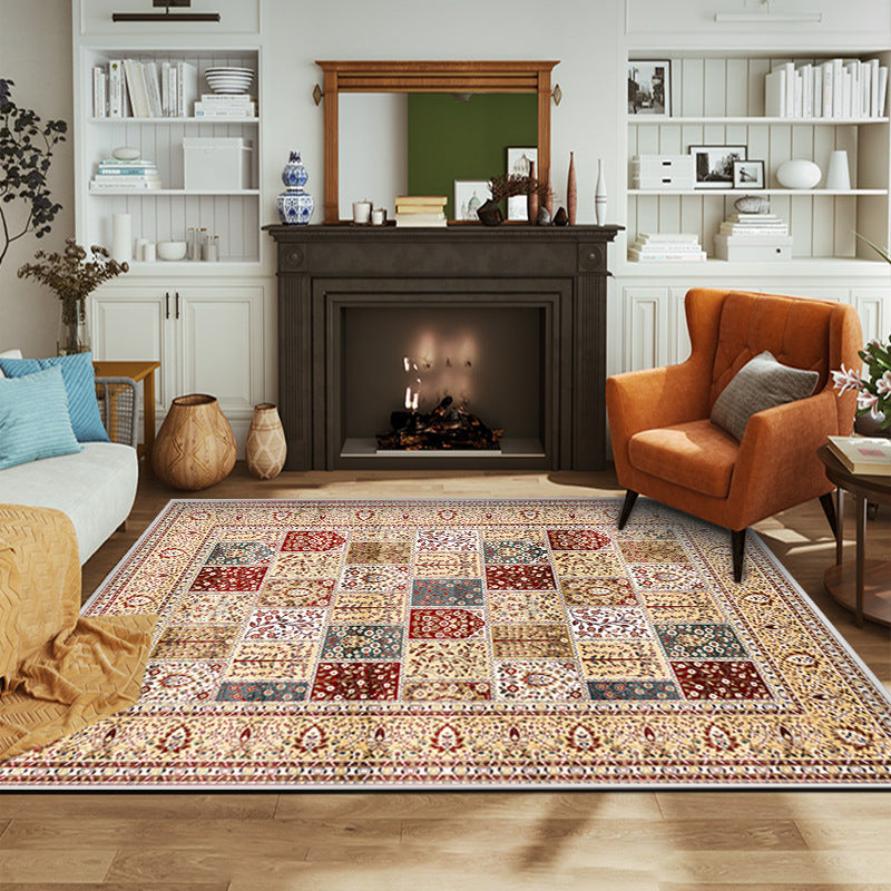 Classic Vintage-Inspired Carpet
