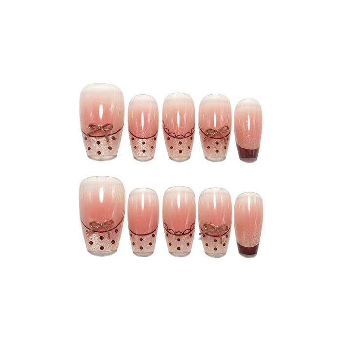 Artificial Nails in Elegant Minimalist Design Kalsten