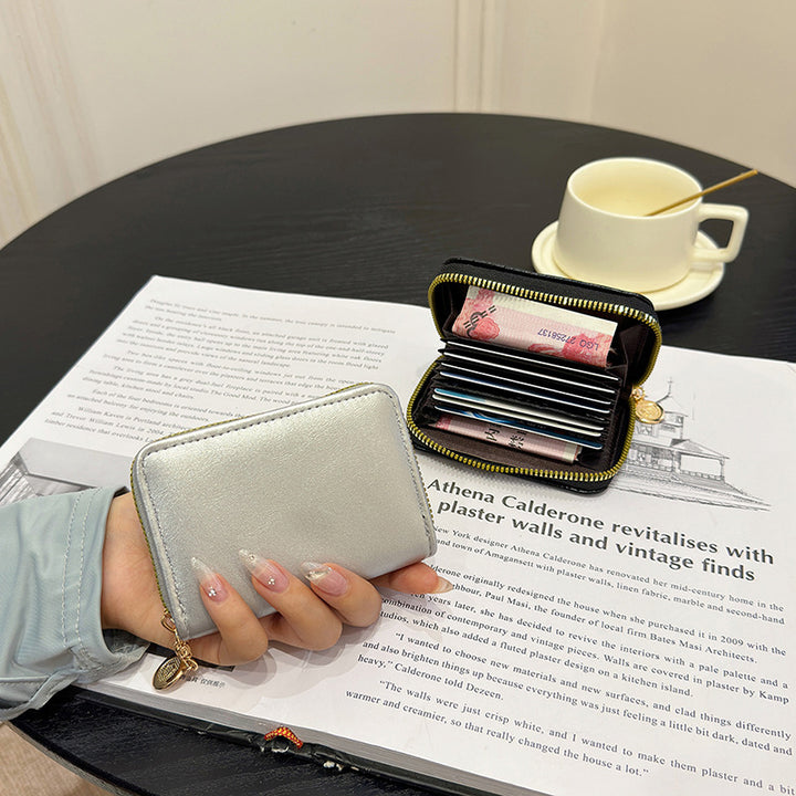 Compact Crocodile-Textured Zipper Wallet
