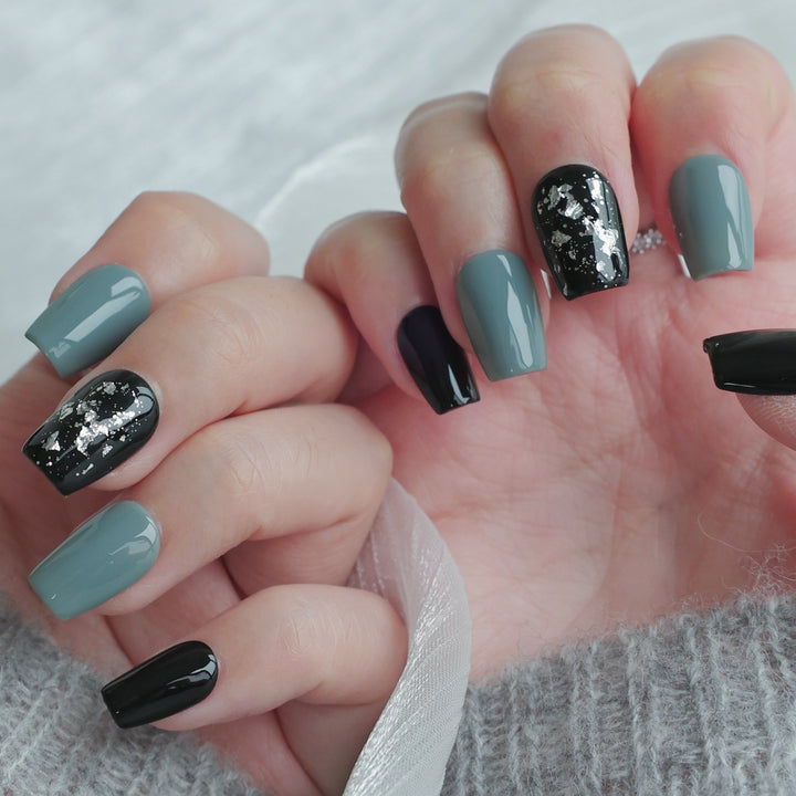 Artistic Press-On Nail Set with Glamorous Designs