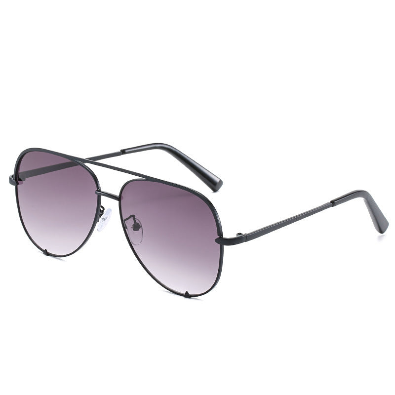 Fashion-Forward Aviator Sunglasses Kalsten
