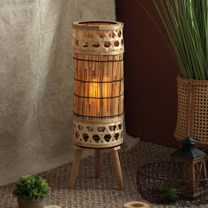 Handcrafted Floor Lamp Kalsten