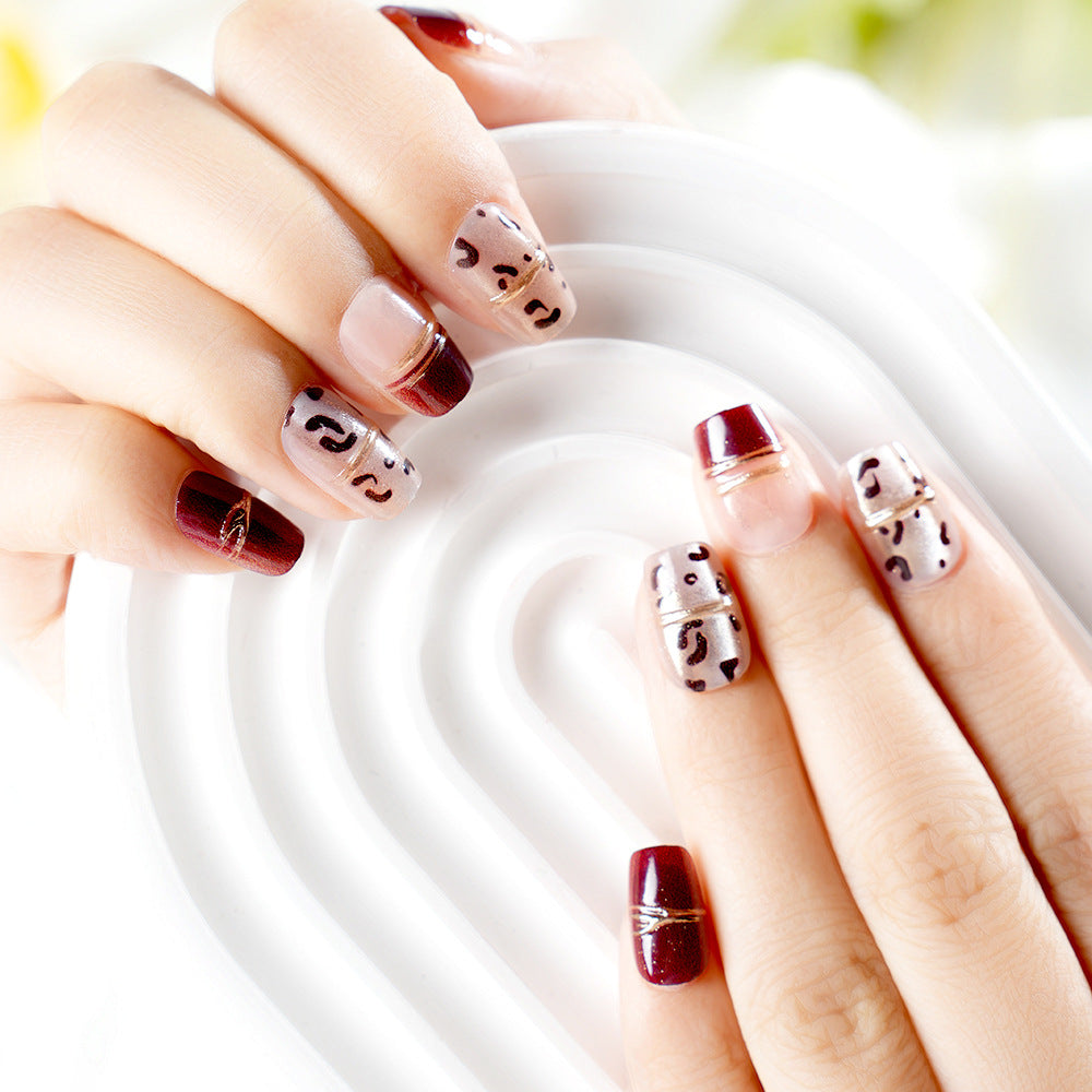 Artistic Press-On Nail Set with Leopard Design Kalsten