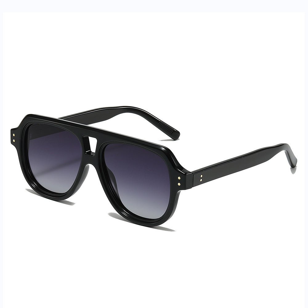 Retro-Inspired Tortoise Shell Frame Sunglasses Kalsten