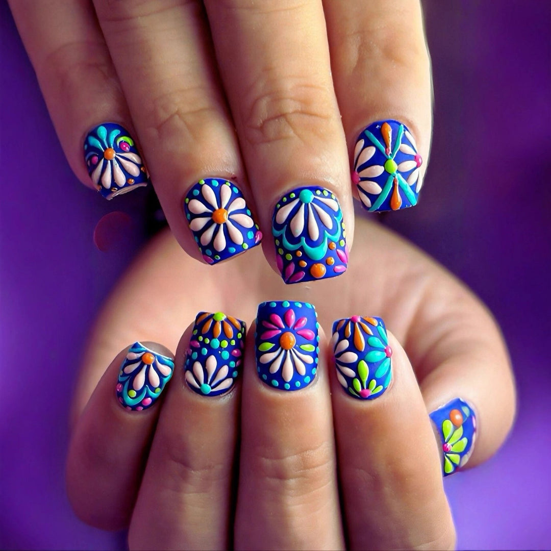 Artificial nails with floral pattern Kalsten