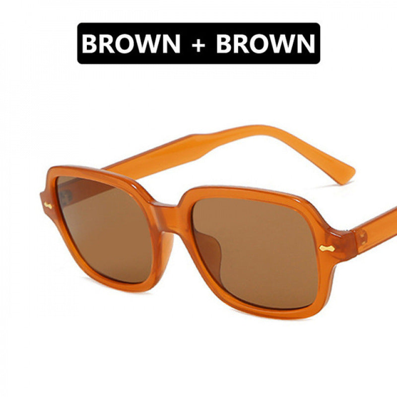 Ladies fashionable sunglasses with angular frame and yellow lenses Kalsten