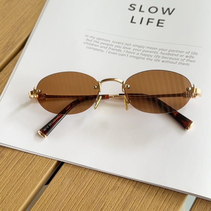 Chic Cat-Eye Frame Glasses Kalsten
