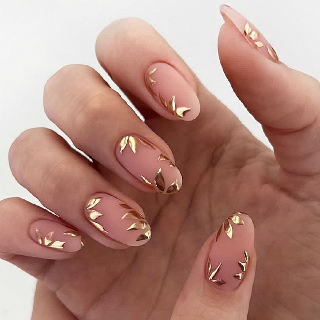 Artificial nail set with elegant gold tip design Kalsten