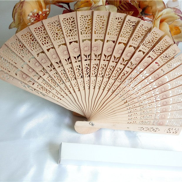 Women's fan made of high-quality filigree plastic with exquisite pattern design Kalsten