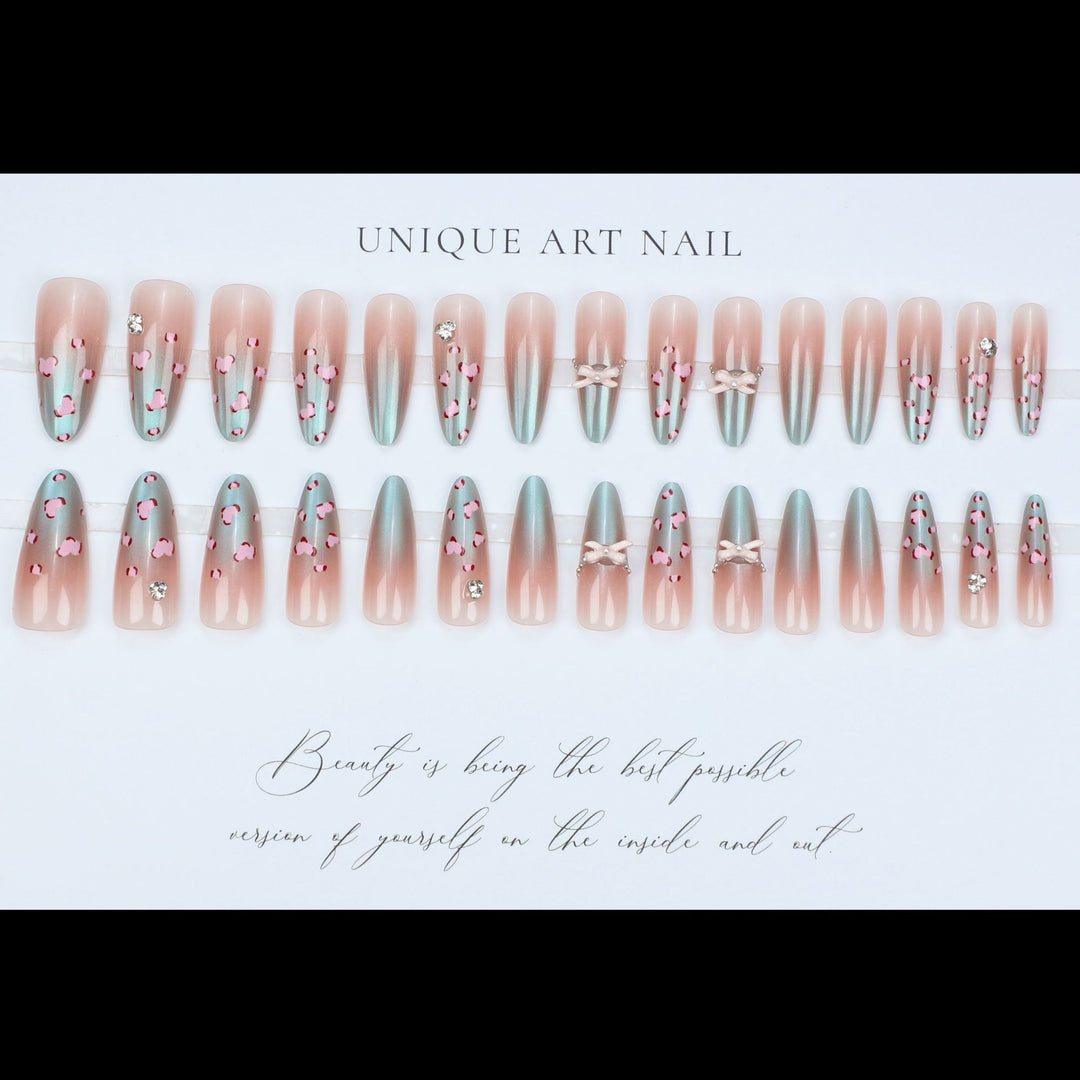 Artistic Decorative Press-On Nail Tips Kalsten