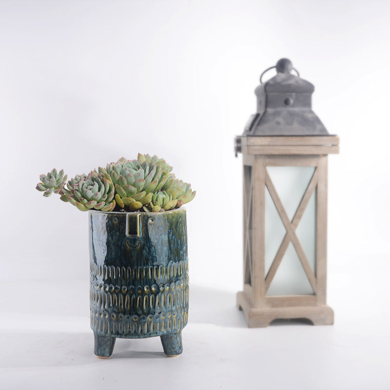 Decorative plant pot with facial features Kalsten