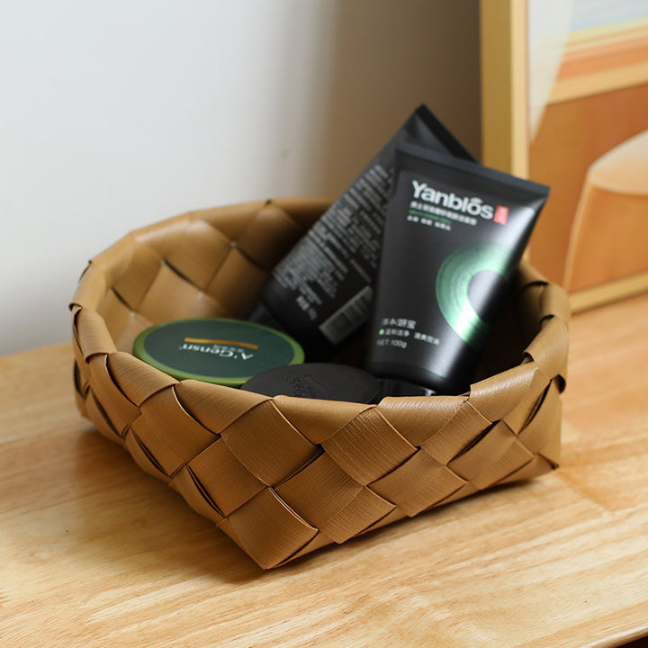 Unisex Handwoven Basket with Elegant Design Kalsten