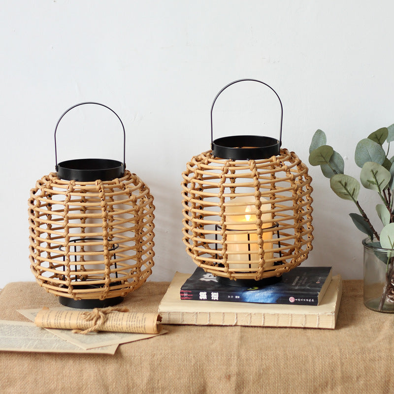 Handcrafted rattan lamp Kalsten