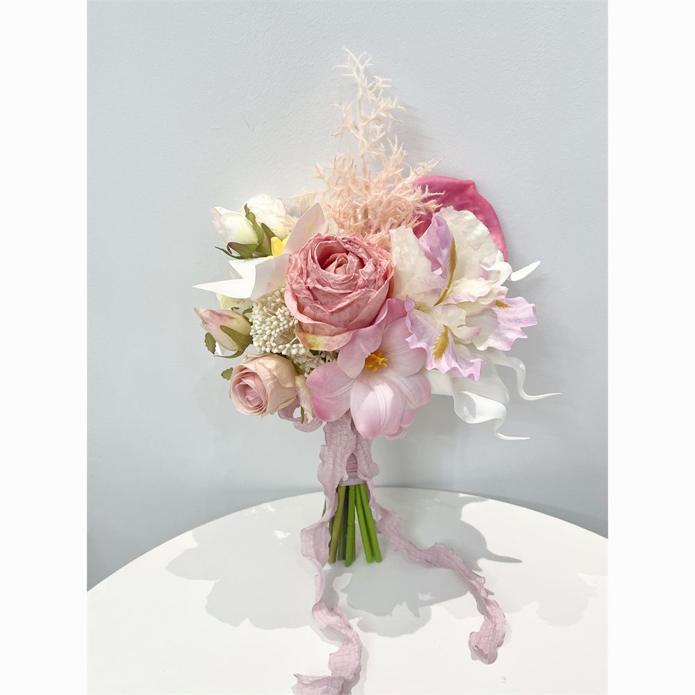 Romantic Floral Bridal Bouquet