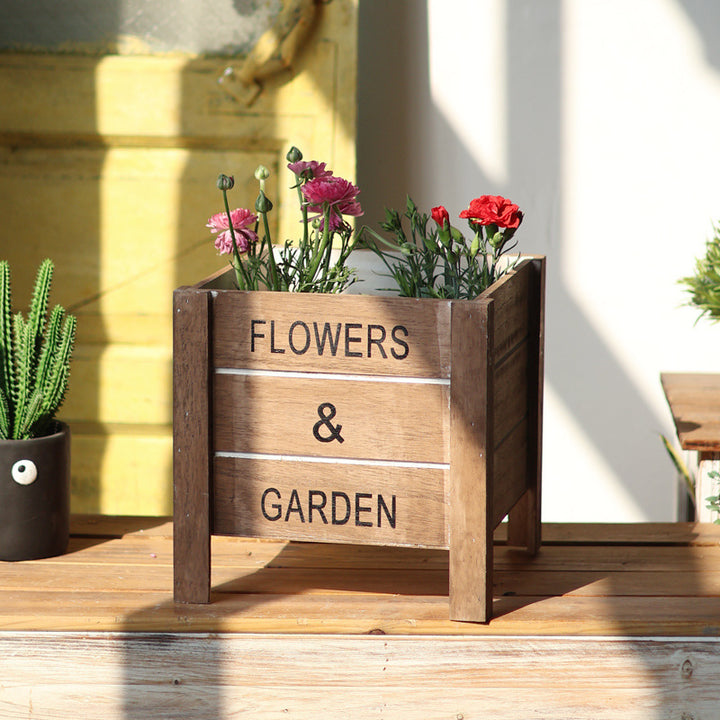 Decorative wooden box for plants Kalsten