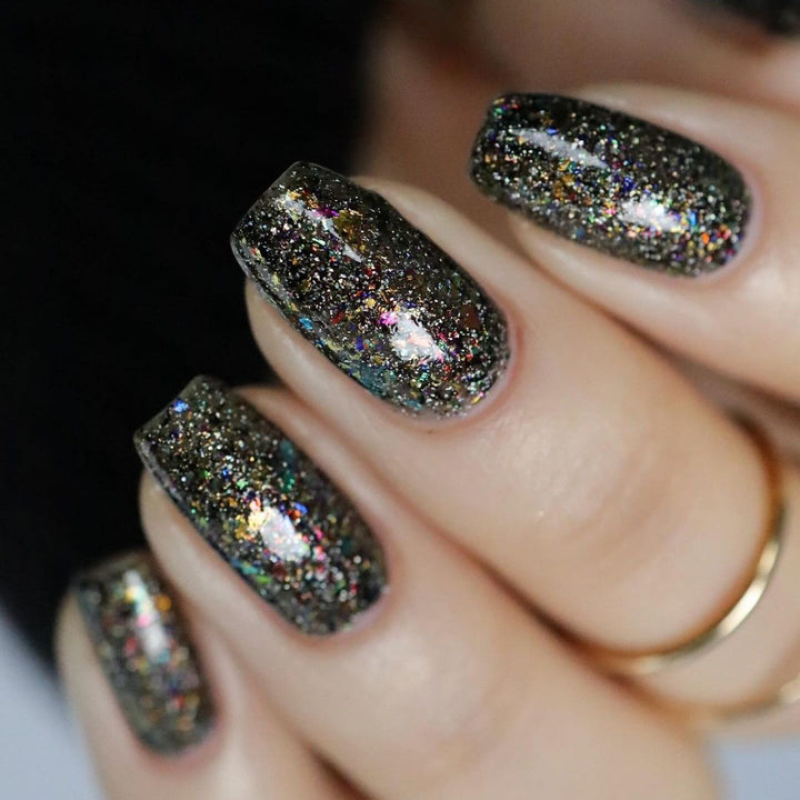 Shiny artificial nails with sparkling glitter Kalsten