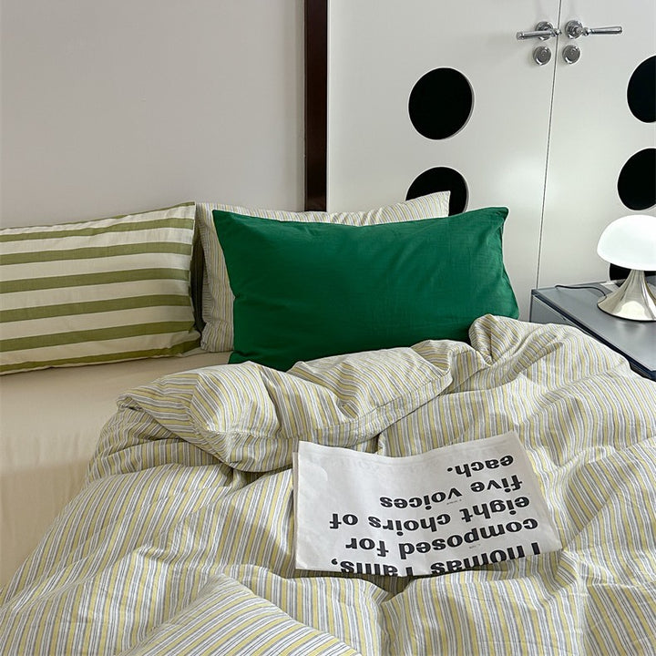 Striped cotton-linen bedding set with breathable, softly washed surface and zipper