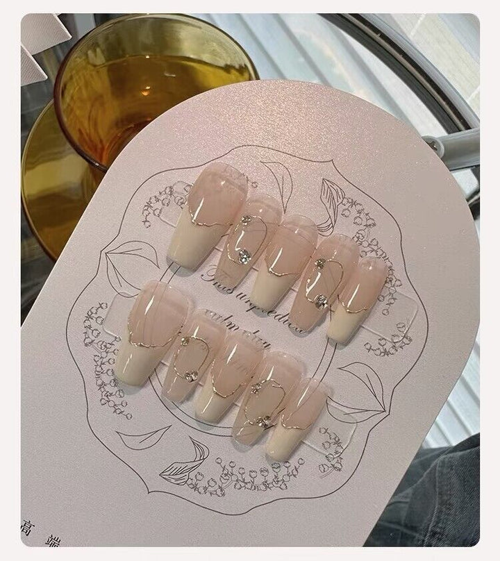 Elegant Decorative Press-On Nail Set Kalsten