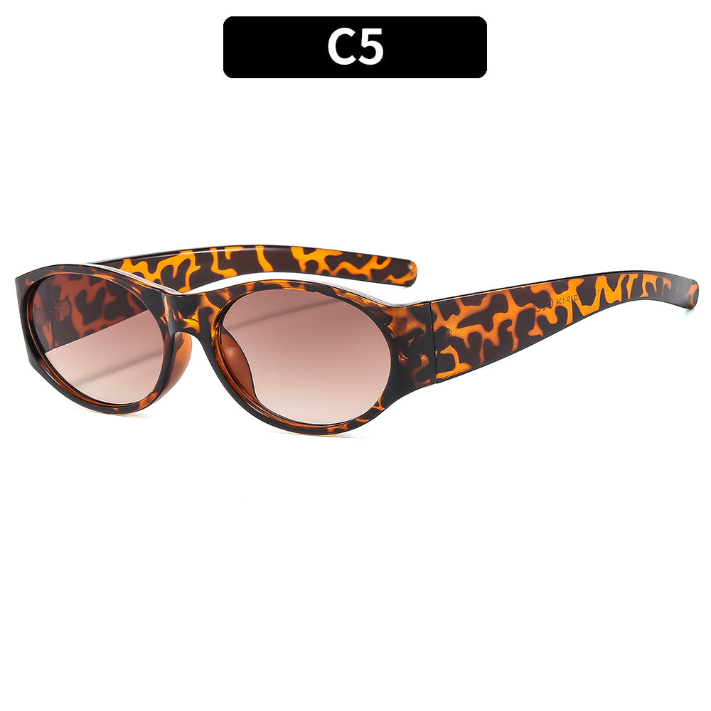 Vintage-Inspired Sleek Oval Sunglasses