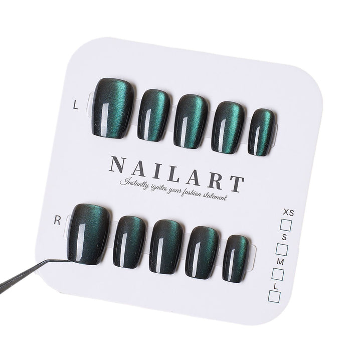 Glamorous Metallic Press-On Nails Kalsten