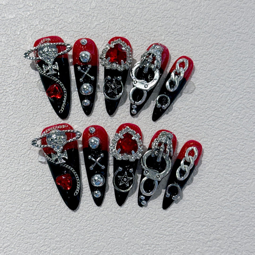 Glamorous Nail Art Extensions