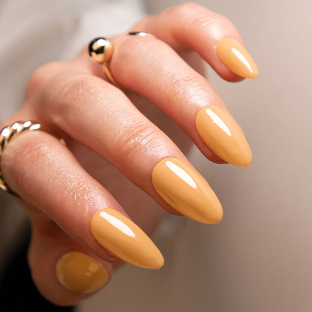 elegant Stiletto nails in high gloss finish Kalsten