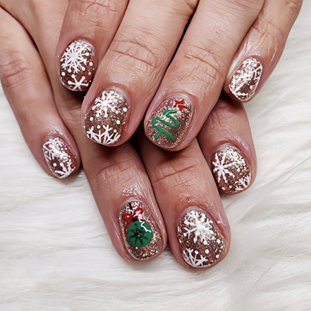 Holiday-Themed Glitter Nail Art Kalsten