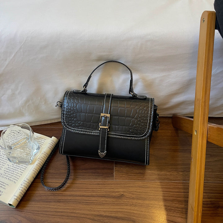 Elegant Crocodile Pattern Handbag