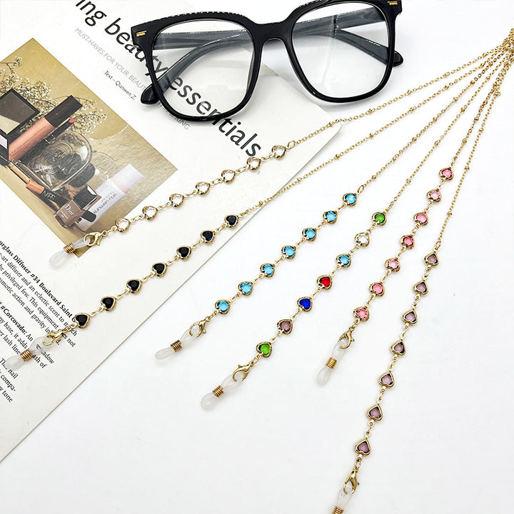 Heart-Shaped Eyewear Chain Kalsten