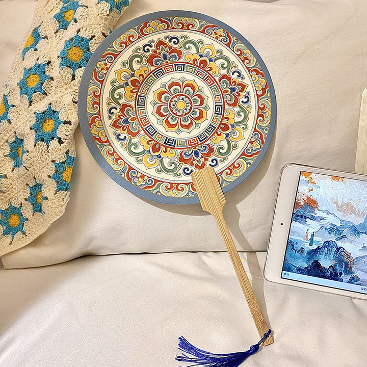 Handmade fan with artistic motif Kalsten
