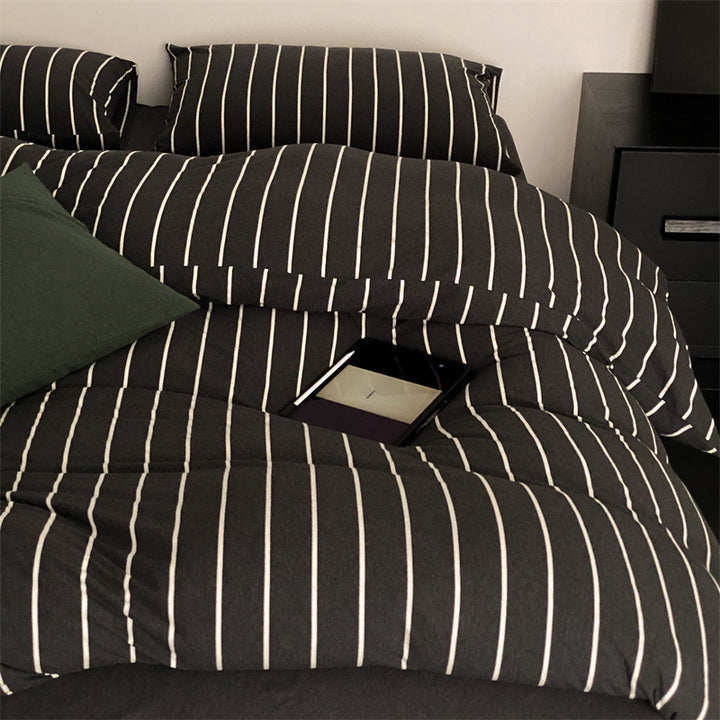 Striped Duvet cover set made of cotton percale with a light quilted look
