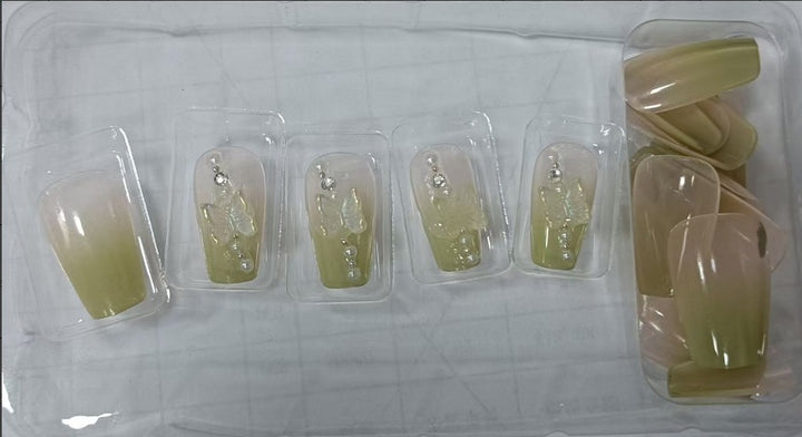 Artful Nail Art with Cute Bunny Pattern Cold Kalsten