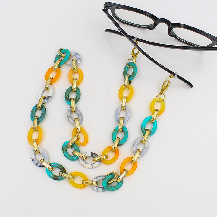 Elegant Chain Eyewear Holder Kalsten