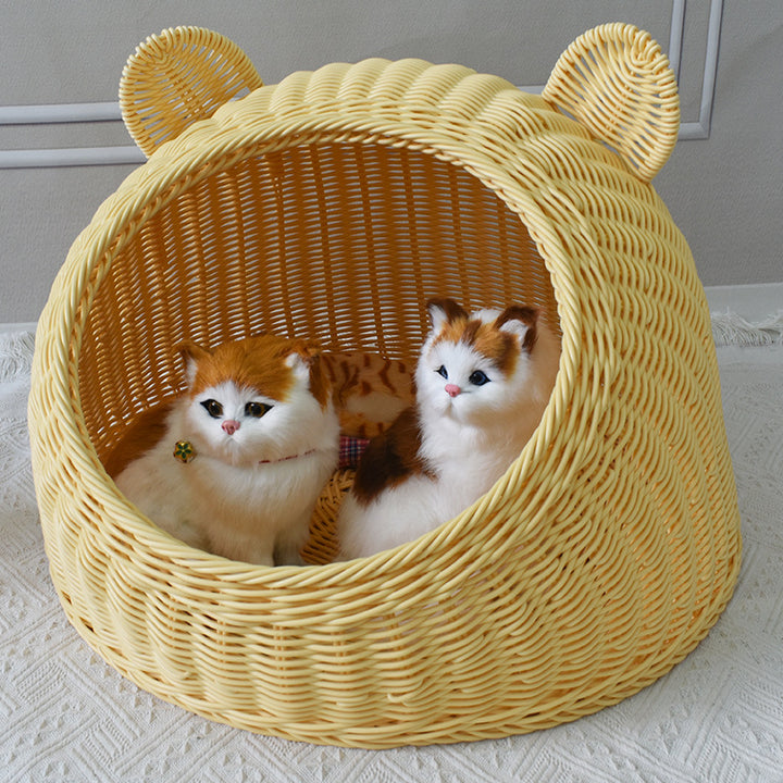 Playful Bear-Shaped Woven Pet Bed Kalsten