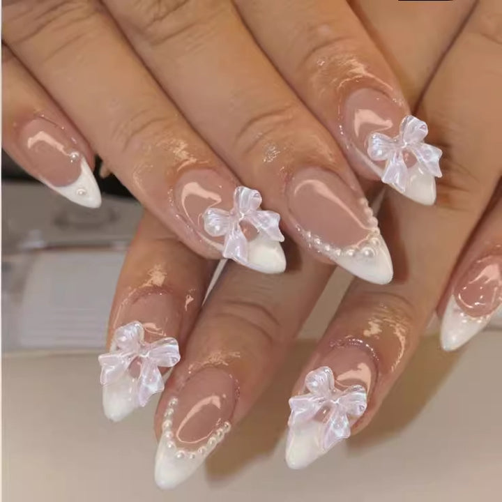 Nail art set with elegant tips and floral accents Kalsten