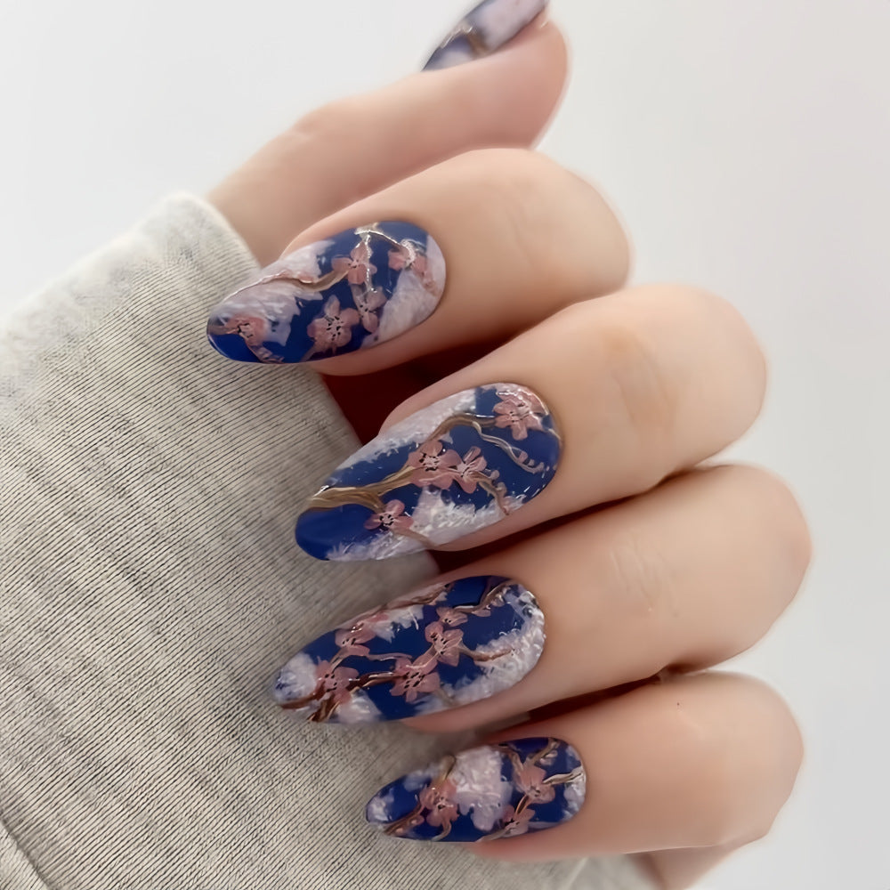 Artificial nails in floral design Kalsten