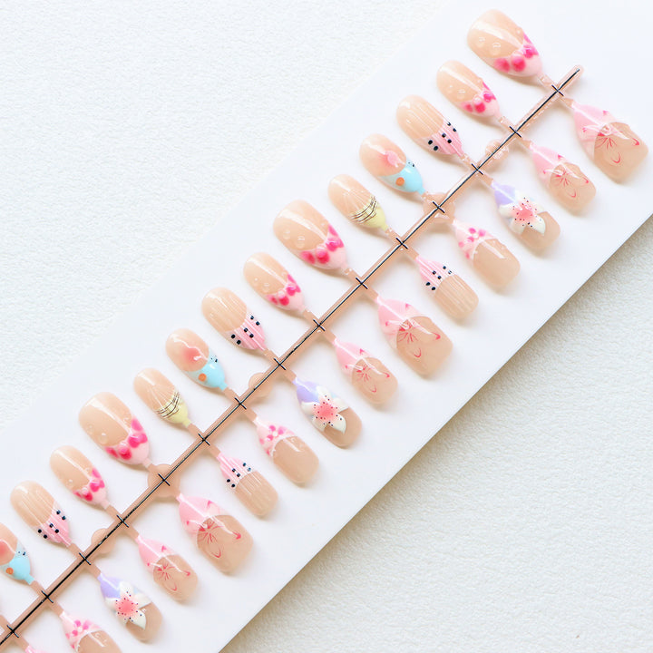 Playful Artisanal Press-On Nails Kalsten
