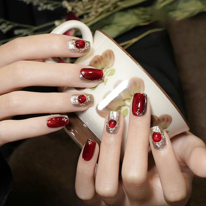 Decorative Press-On Nail Design Set Kalsten
