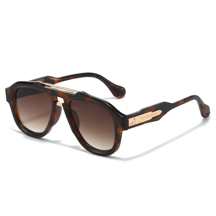 Fashion-Forward Semi-Transparent Shield Sunglasses Kalsten