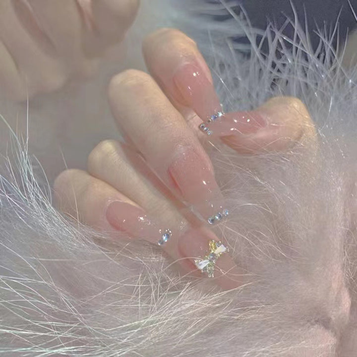 Artificial nails with elegant rhinestone embellishments Kalsten