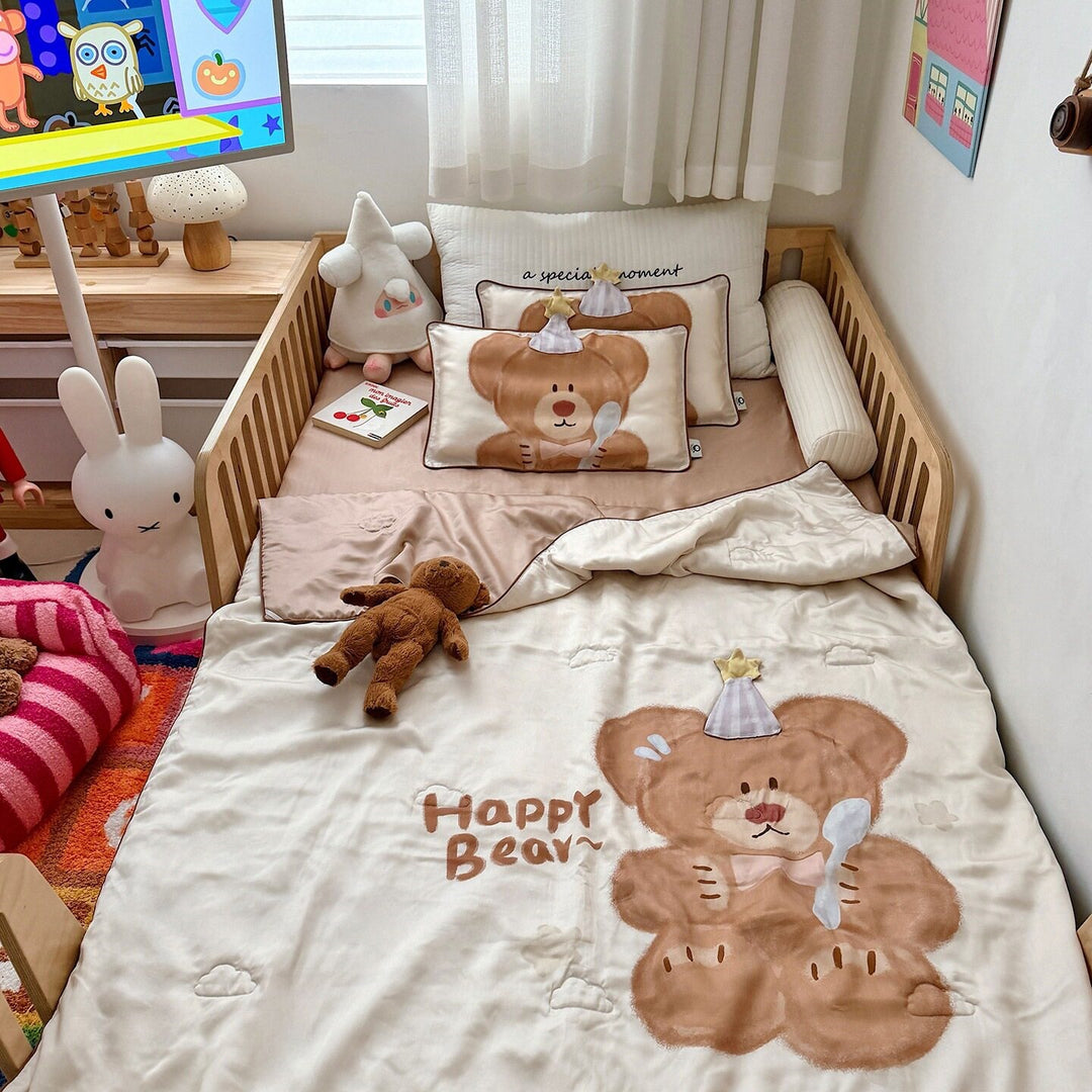 Children's bedding set with mermaid motif made of soft microfiber plush and quilted blanket