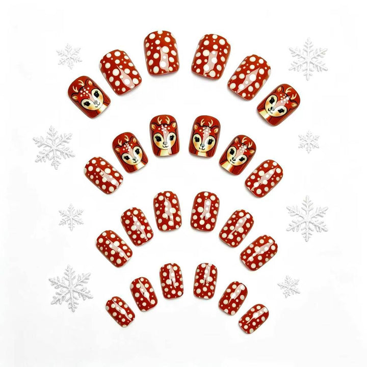 Artistic 3D Reindeer-Themed Nail Art Kalsten