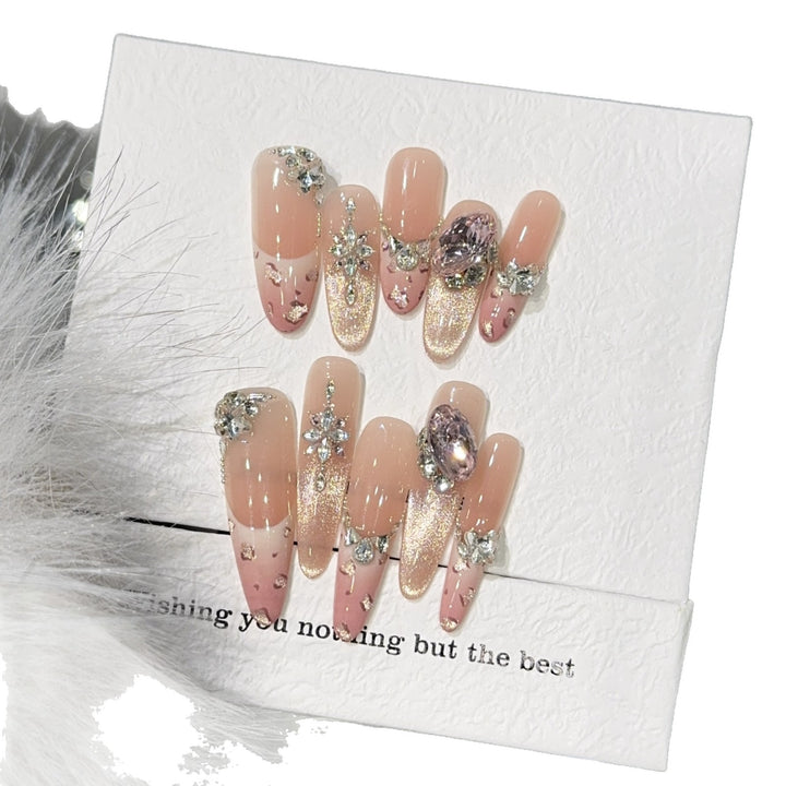 Glamorous Art Nails Kalsten